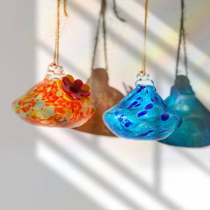 🐦Bircana Handcrafted Glass Hummingbird Feeder with Flower Decoration